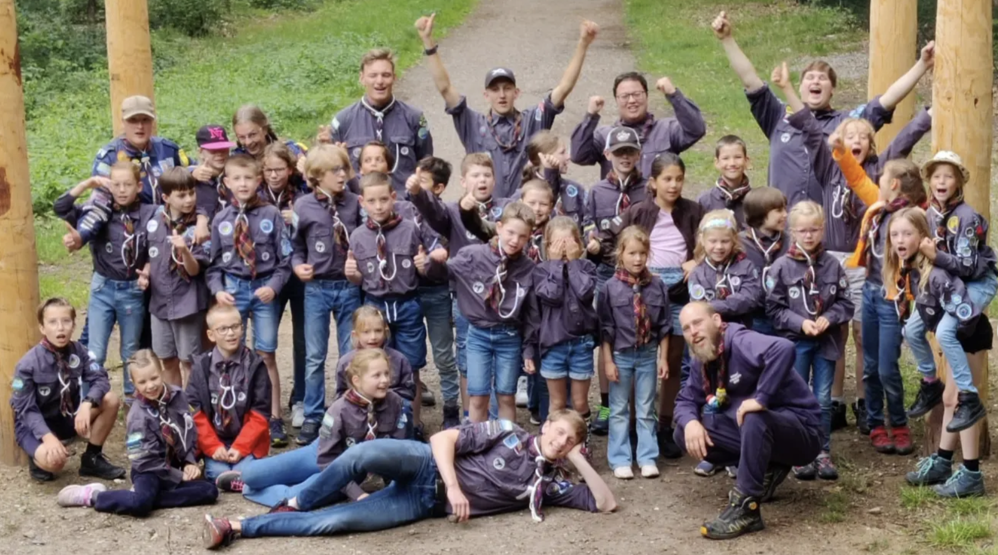 Scoutingvrijwilligers overleggen met elkaar